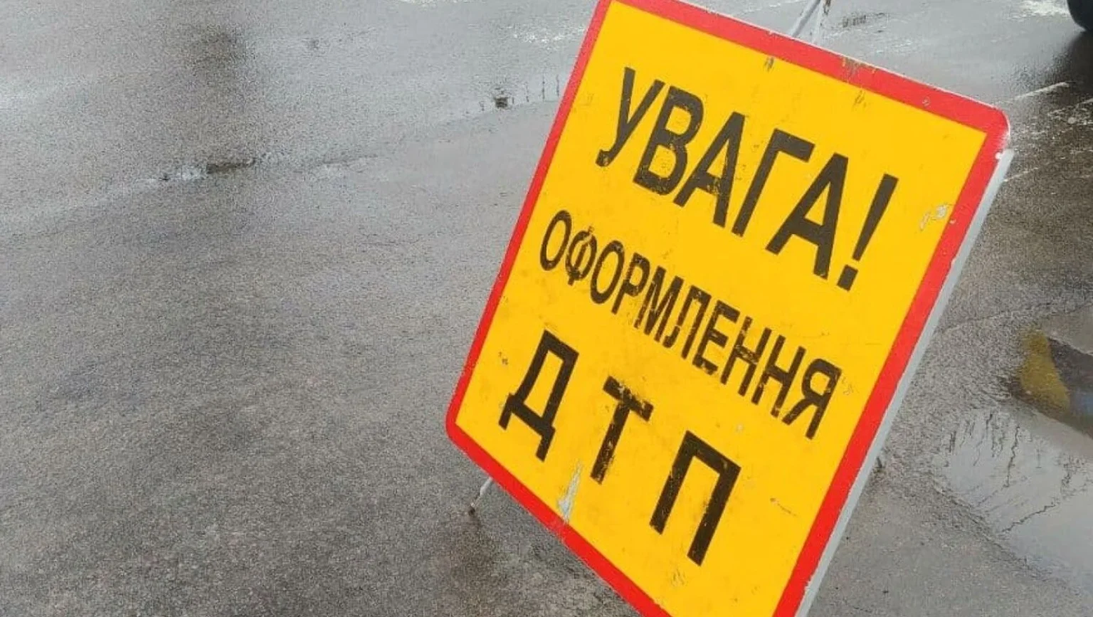 У Львові внаслідок наїзду електровелосипеда госпіталізували літню жінку
