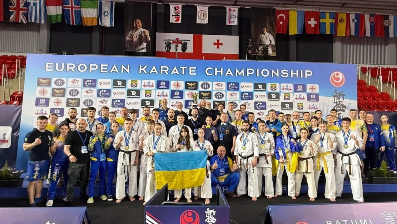 Тріумф у Грузії: львівські каратисти привезли 15 нагород із європейської першості