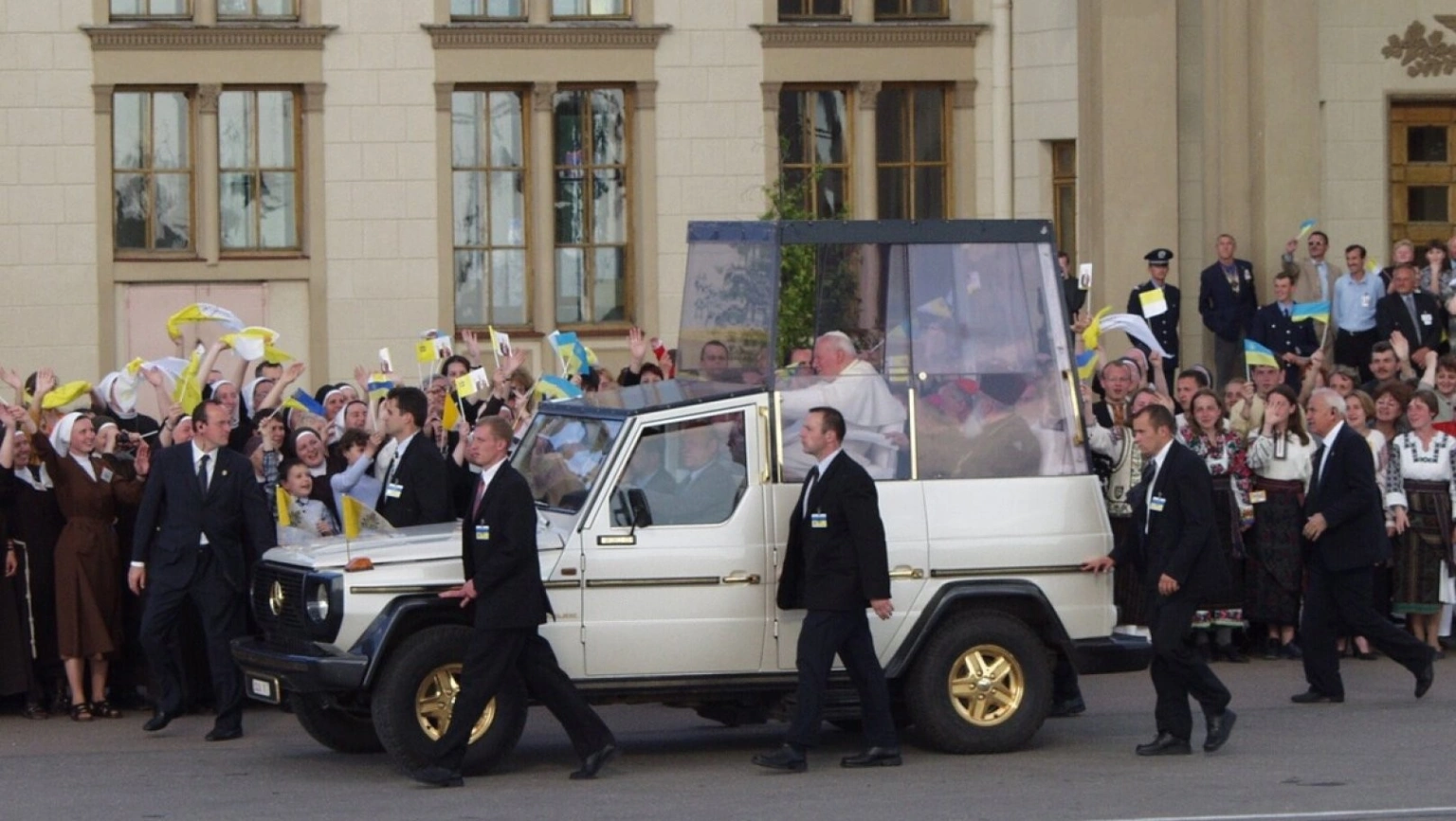 Львів готує масштабну програму до ювілею історичного візиту Івана Павла ІІ