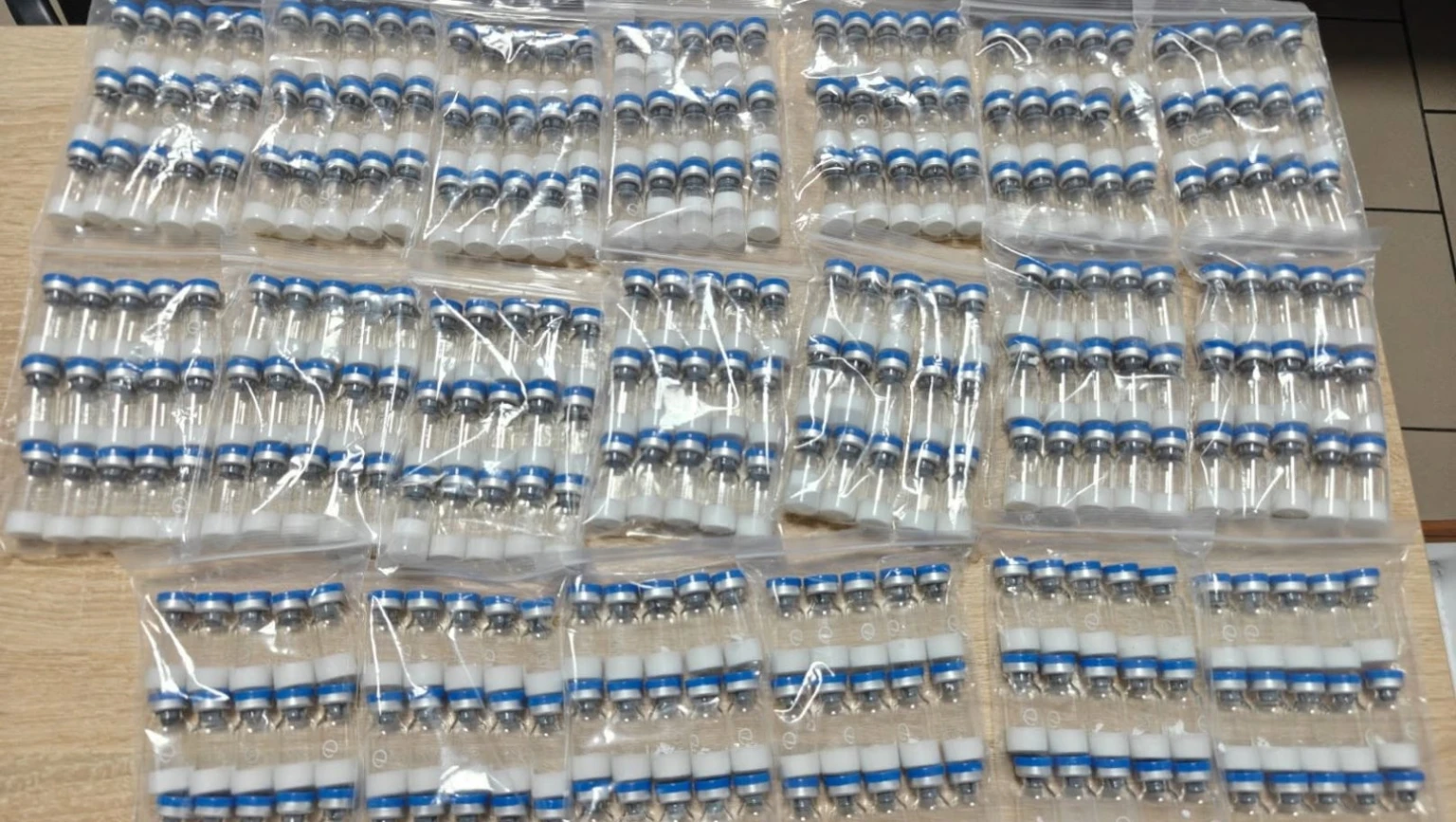 На Львівській митниці затримали велику партію нелегального ботулотоксину з Польщі